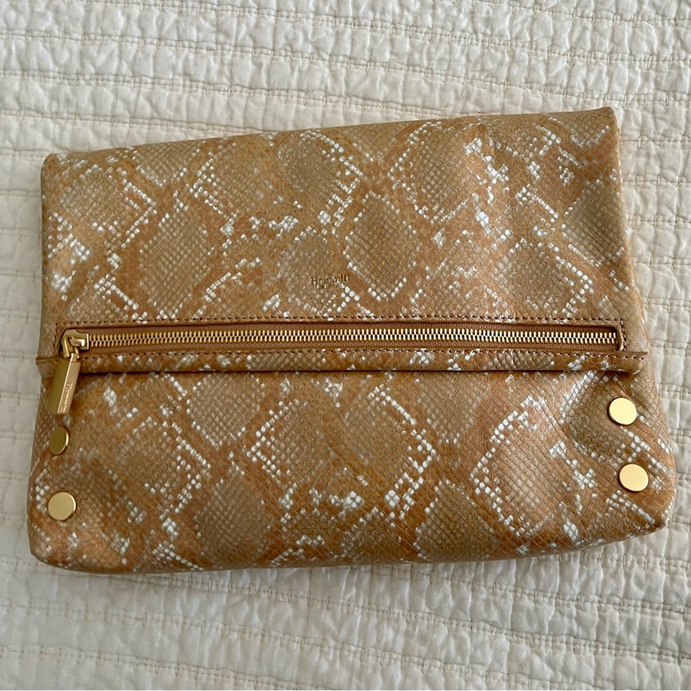NWT Large VIP Toast Tan Snake
